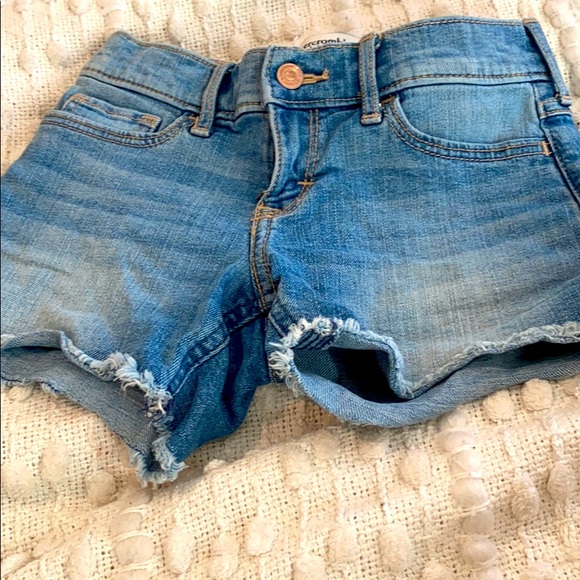 Abercrombie & Fitch Other - Cute girls jean shorts!